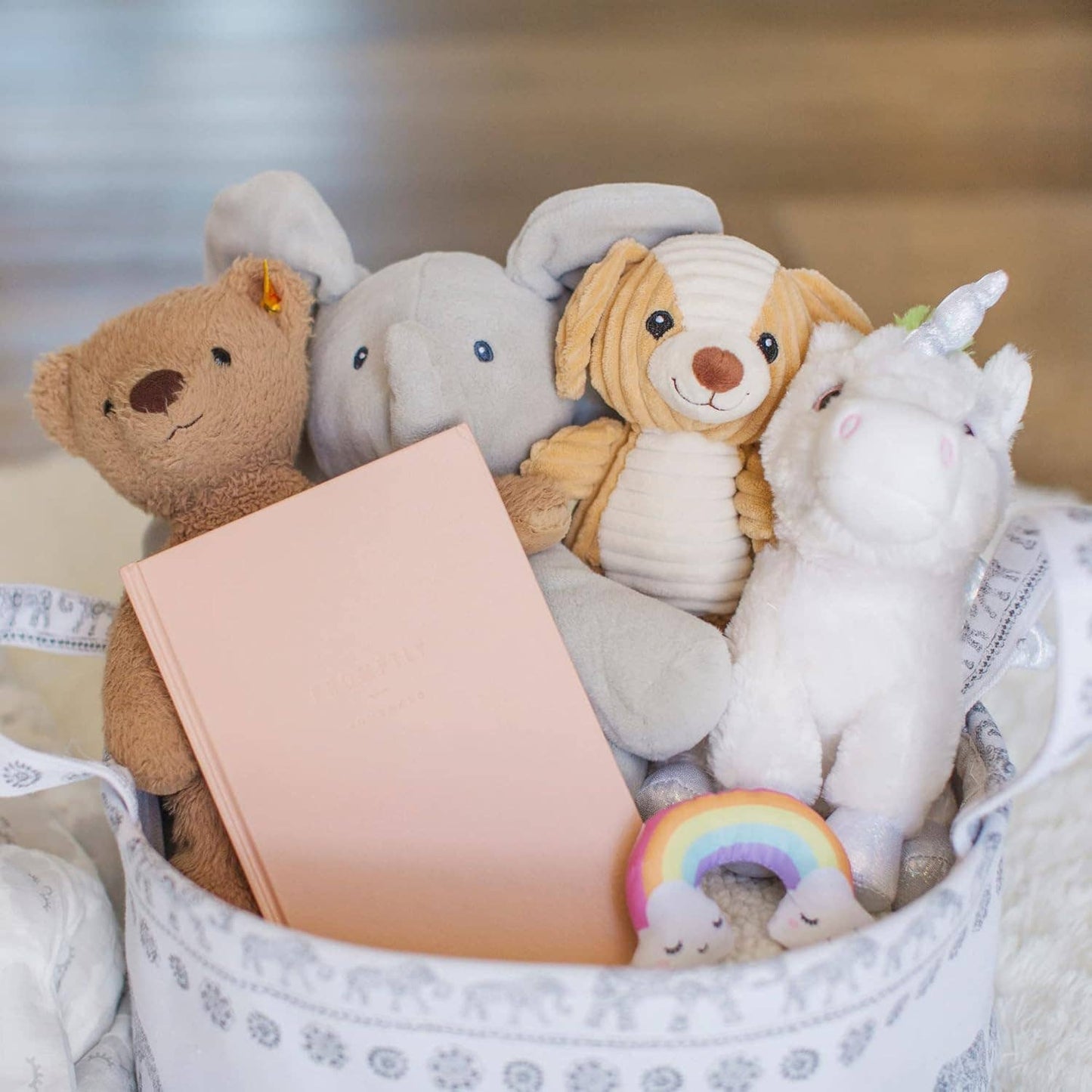 A Complete Childhood History: Pregnancy to 18 Years Journal : Dusty Rose Linen