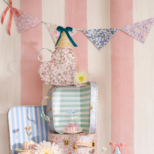 Meri Meri X Liberty Scalloped Edge Garland