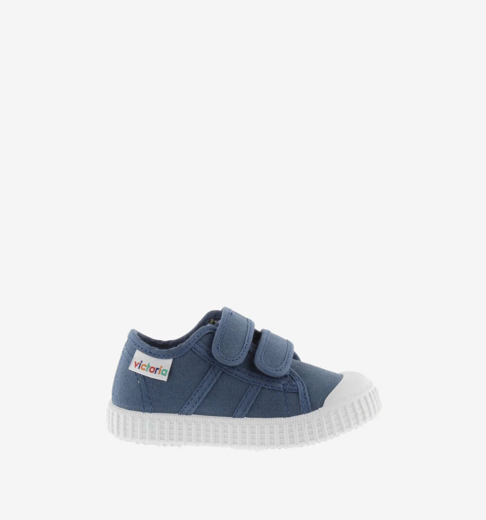 Canvas Strap Basketball Shoes || Jeans