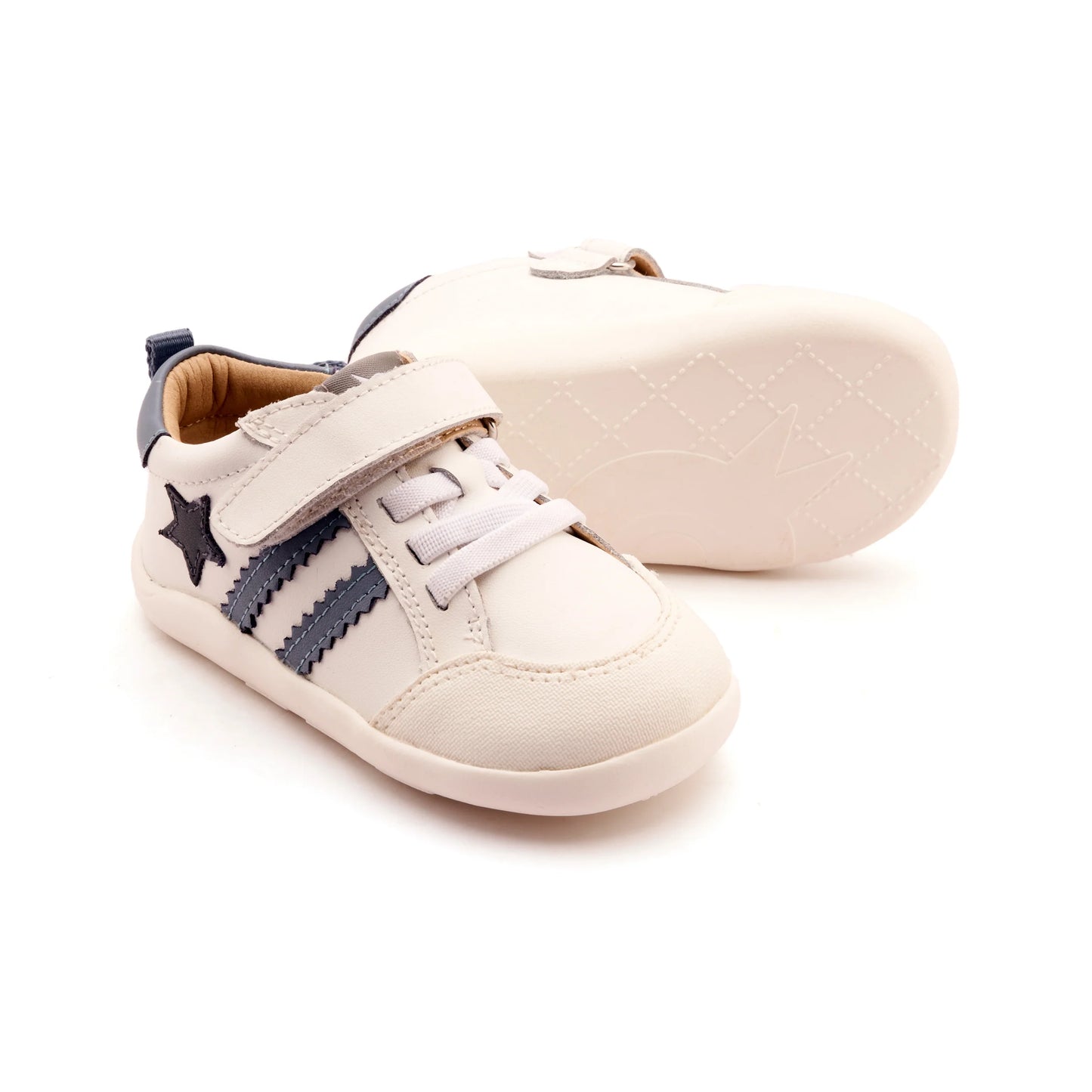 Barefoot Walker || Snow