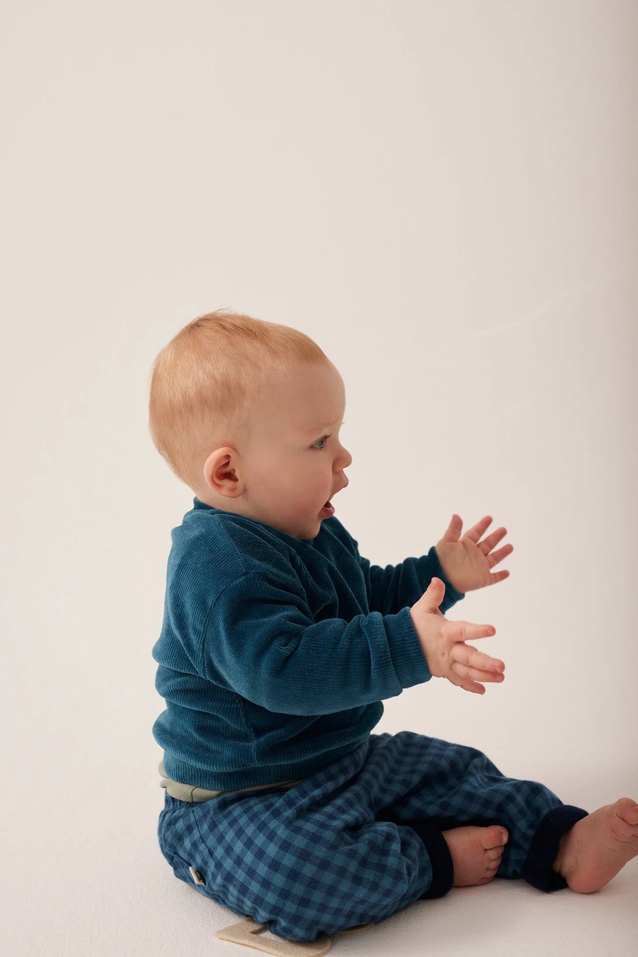 Cotton Corduroy Velour Baby Sweatshirt || Navy