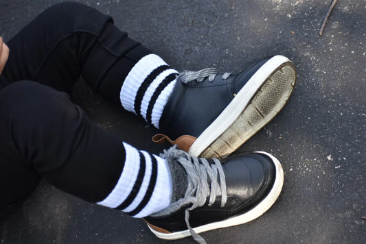KICKIN' IT UP SOCKS WHITE WITH BLACK STRIPE