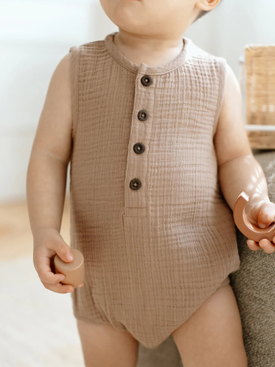 BOWIE MUSLIN BUBBLE ROMPER TRUFFLE