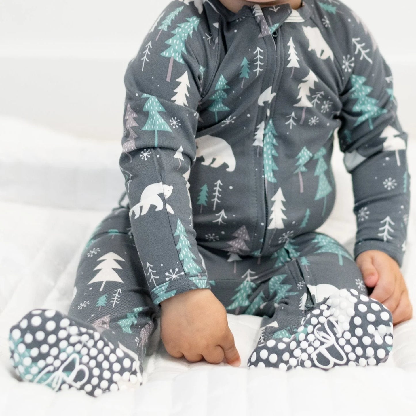 BAMBOO ZIPPER FOOTIE WINTER FOREST